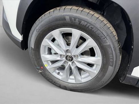 New 2026 Toyota Corolla Cross LE image 15