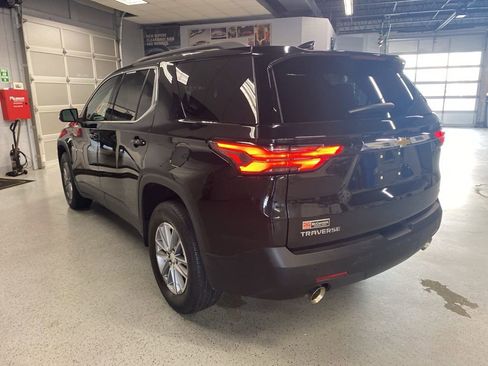 Used 2022 Chevrolet Traverse LT FWD image 5