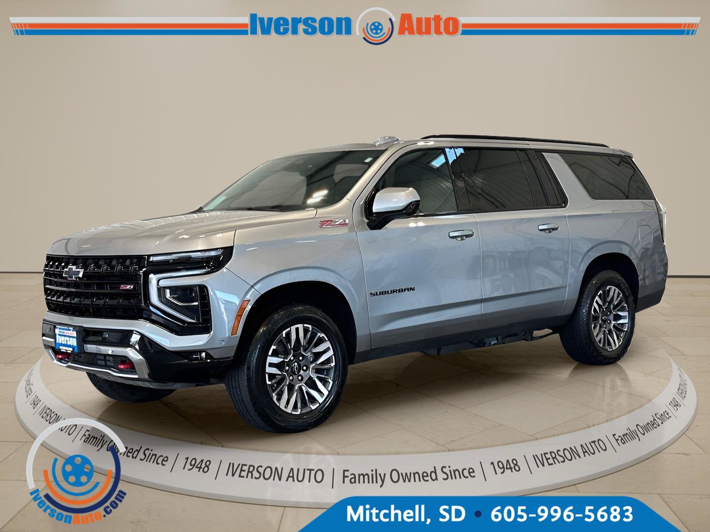 Used 2025 Chevrolet Suburban Z71 AWD/4WD image 5
