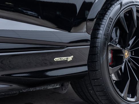 Used 2024 Lamborghini Urus S image 15