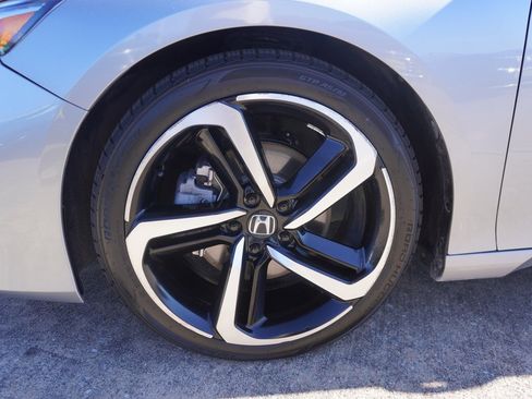 Used 2022 Honda Accord Sport image 28