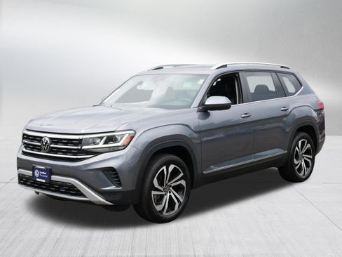 Certified 2023 Volkswagen Atlas SEL AWD/4WD image 3