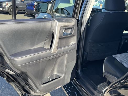 Used 2020 Toyota 4Runner SR5 image 20