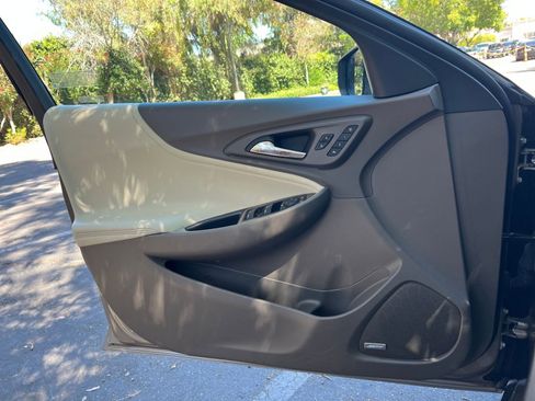 Used 2024 Chevrolet Malibu LT image 20