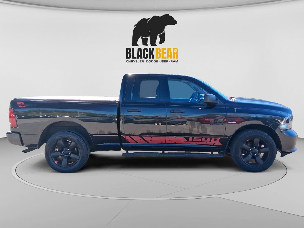Used 2018 RAM 1500 Express w/ Black Ram 1500 Express Group AWD/4WD image 2