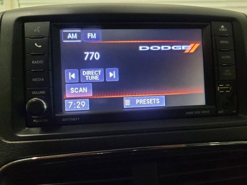 Used 2018 Dodge Grand Caravan SE FWD image 25