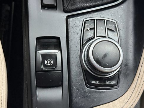 Used 2020 BMW X2 sDrive28i w/ Convenience Package FWD image 32
