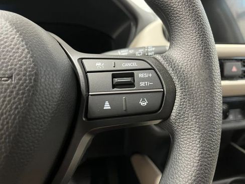 New 2027 Honda HR-V LX image 17