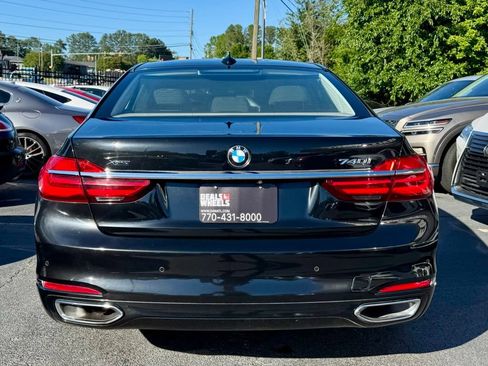 Used 2018 BMW 740i xDrive AWD/4WD image 6