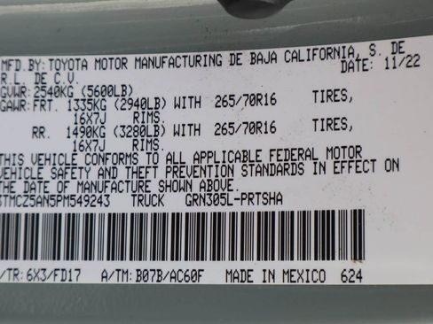 Used 2023 Toyota Tacoma TRD Off-Road w/ Black Out Package (TMS) image 31