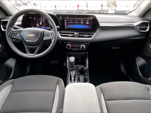 Used 2024 Chevrolet TrailBlazer LT w/ Driver Confidence Package image 14