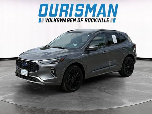 Used 2023 Ford Escape ST-Line Elite w/ Premium Technology Package AWD/4WD image 2