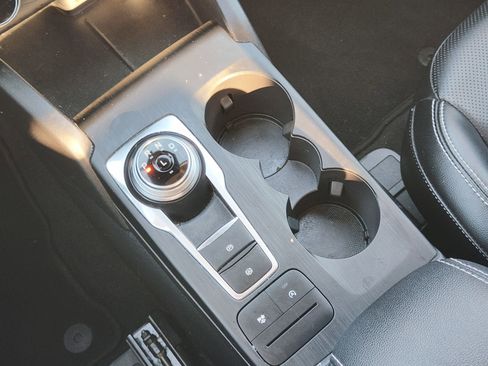 Used 2020 Ford Escape SEL image 22