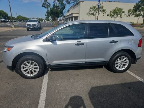 Used 2014 Ford Edge SE w/ Equipment Group 101A FWD image 4