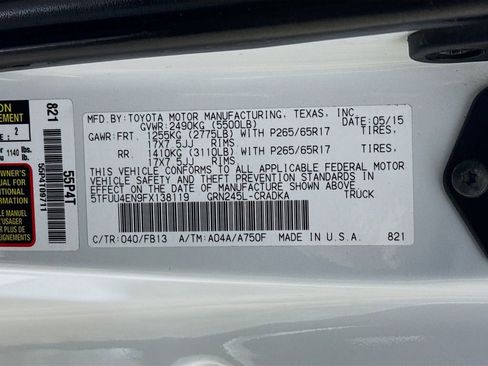 Used 2015 Toyota Tacoma TRD Sport w/ TRD Sport Package image 27