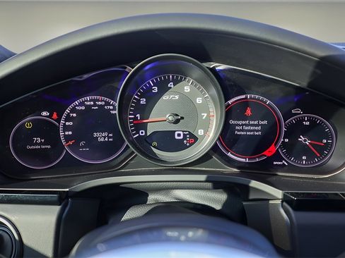 Used 2023 Porsche Cayenne GTS image 11