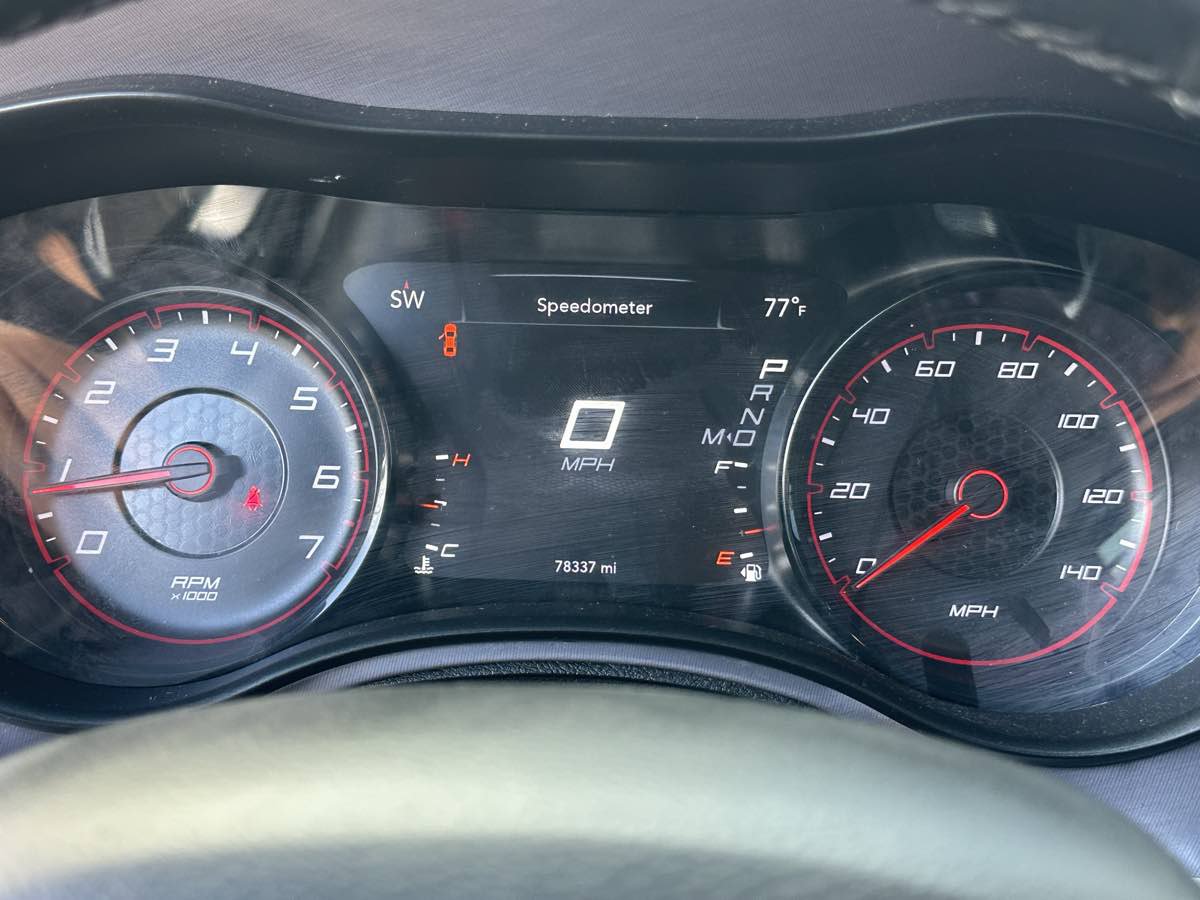 Used 2019 Dodge Charger SXT w/ Cold Weather Package AWD/4WD image 17