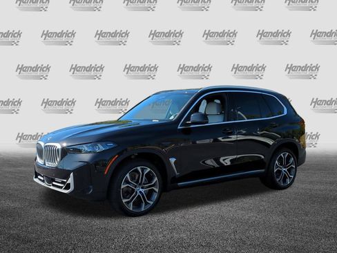 Used 2026 BMW X5 xDrive40i AWD/4WD image 5