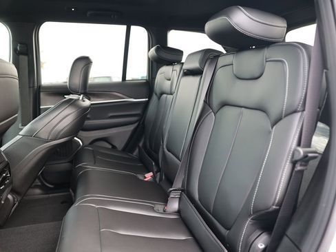 New 2026 Jeep Grand Cherokee Limited AWD/4WD image 30