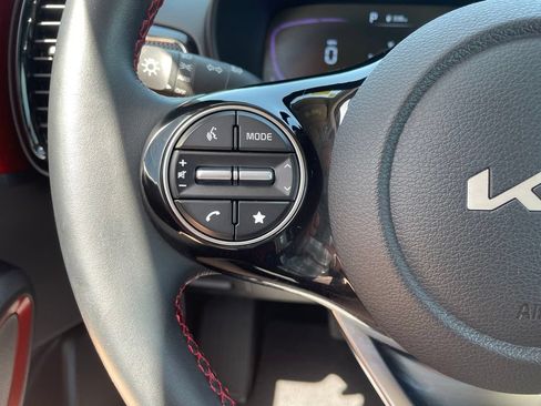 Used 2025 Kia Soul GT-Line FWD image 26