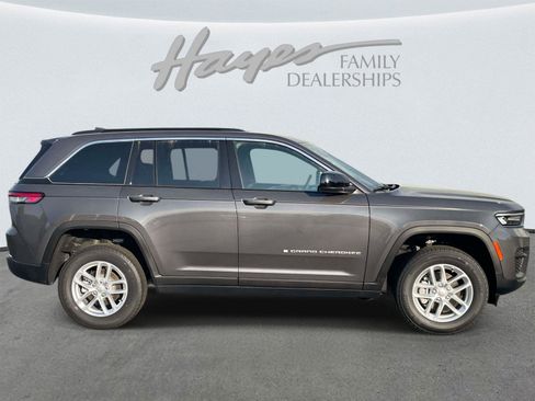New 2026 Jeep Grand Cherokee Laredo RWD image 27