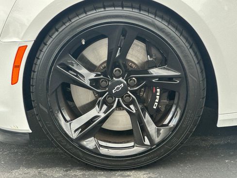 Used 2023 Chevrolet Camaro SS RWD image 44