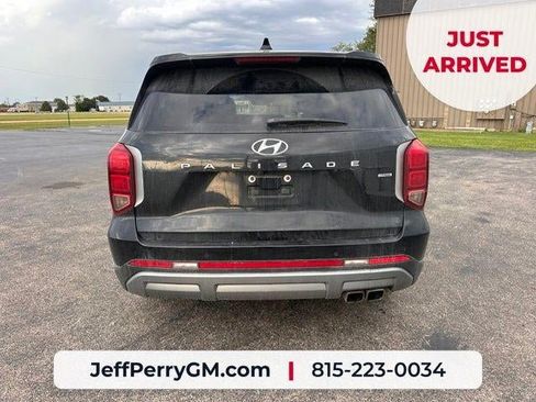 Used 2023 Hyundai Palisade SE w/ Cargo Package AWD/4WD image 5