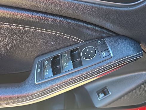 Used 2019 Mercedes-Benz CLA 250 4MATIC image 19