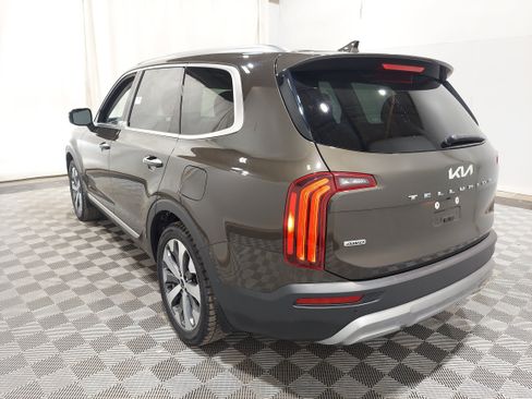 Used 2022 Kia Telluride SX AWD/4WD image 2