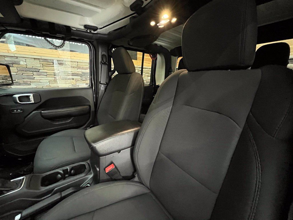 Used 2020 Jeep Gladiator Sport w/ Quick Order Package 24S AWD/4WD image 28