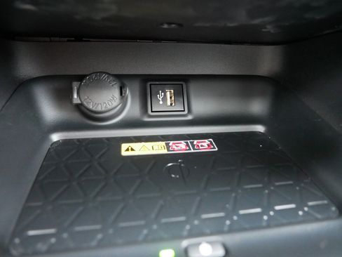 Used 2024 Toyota RAV4 XLE Premium w/ Weather Package image 33