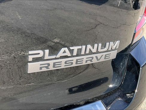 Used 2025 Nissan Armada Platinum Reserve image 29