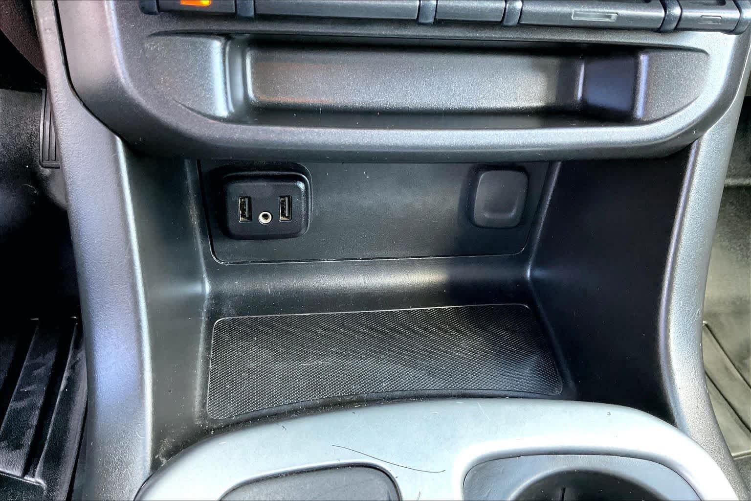 Used 2021 Chevrolet Colorado LT w/ Fleet Safety Package RWD image 33