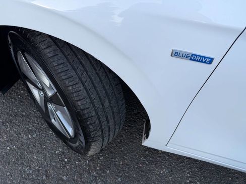 Used 2019 Hyundai Ioniq Blue FWD image 2