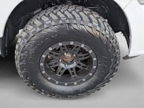 Used 2018 RAM 1500 Express w/ Express Value Package image 22