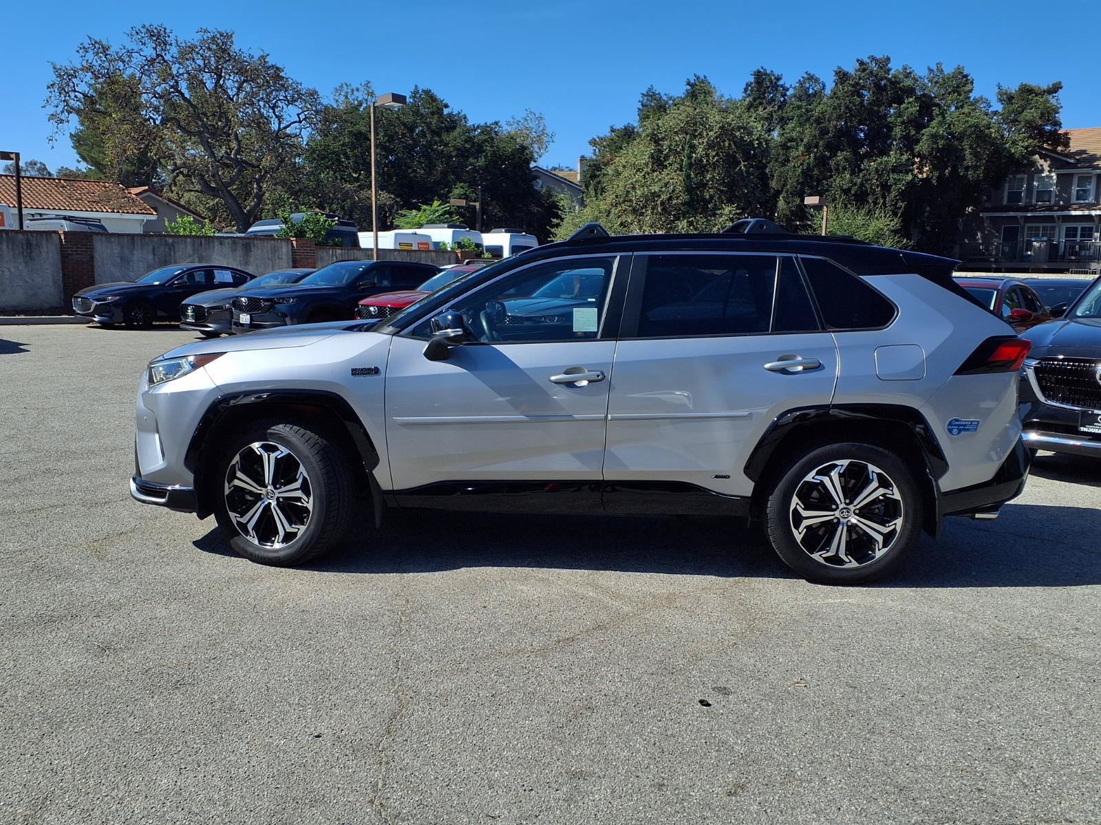 Used 2021 Toyota RAV4 XSE w/ Premium Package AWD/4WD image 3