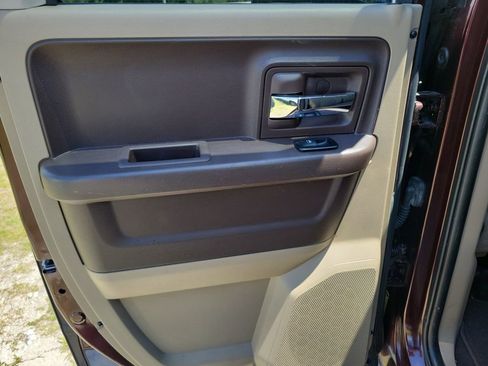 Used 2012 RAM 1500 Laramie RWD image 9