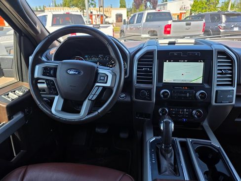 Used 2019 Ford F150 King Ranch w/ Equipment Group 601A Luxury AWD/4WD image 11