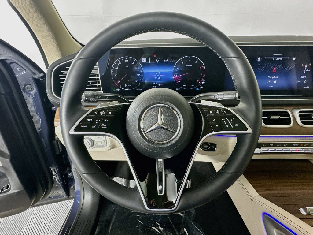Certified 2024 Mercedes-Benz GLS 450 4MATIC image 11