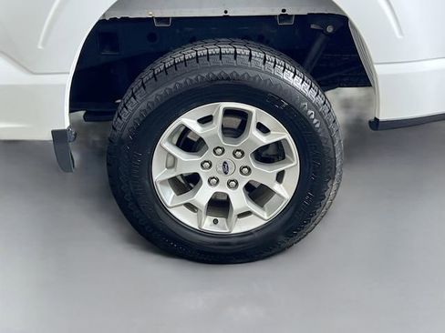 Used 2023 Ford F150 XLT image 33