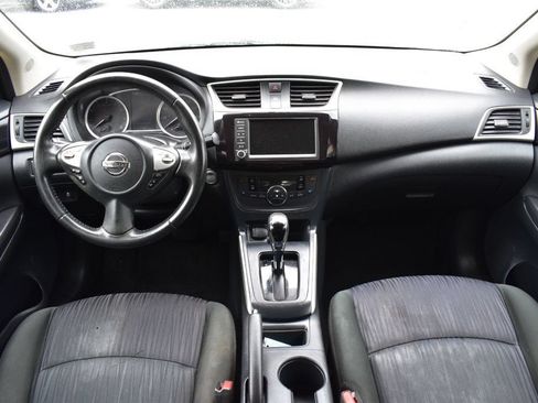 Used 2019 Nissan Sentra SV FWD image 24