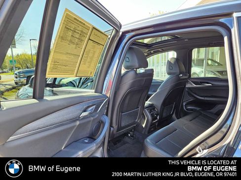 Used 2024 BMW X3 xDrive30i AWD/4WD image 19