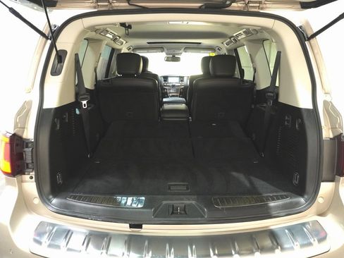 Used 2019 INFINITI QX80 Luxe image 6