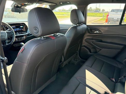New 2026 Chevrolet Trax RS w/ Sunroof Package FWD image 13