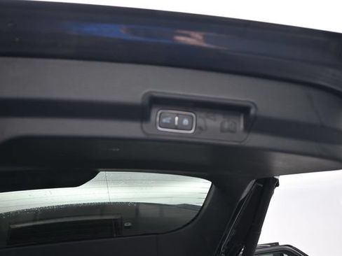 Used 2024 Ford Explorer XLT w/ Equipment Group 202A AWD/4WD image 12