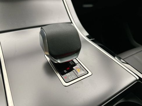 New 2026 Land Rover Range Rover Velar S AWD/4WD image 20