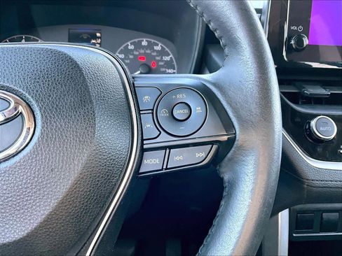 Used 2023 Toyota Corolla Cross LE image 24