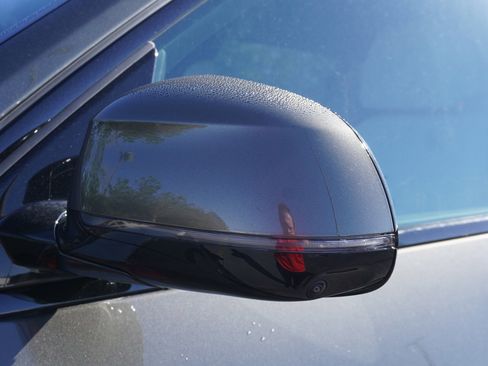 New 2025 BMW X7 xDrive40i w/ M Sport Package image 36