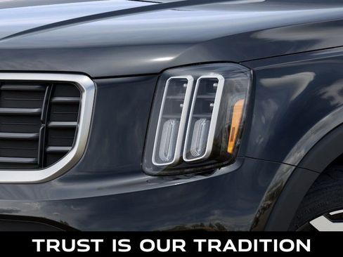 New 2025 Kia Telluride S image 10