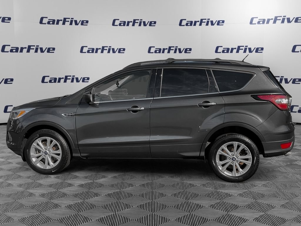 Used 2018 Ford Escape SE w/ Ford Safe & Smart Package AWD/4WD image 2
